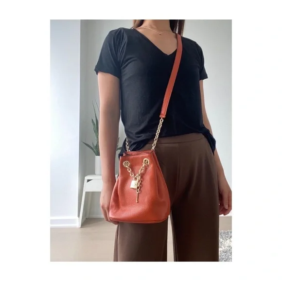 Michael Kors gold-chained mini crossbody bucket bag, Orange - Picture 2 of 6
